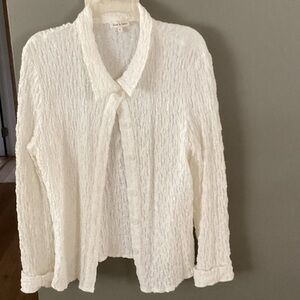 Beautiful white button shirt/jacket